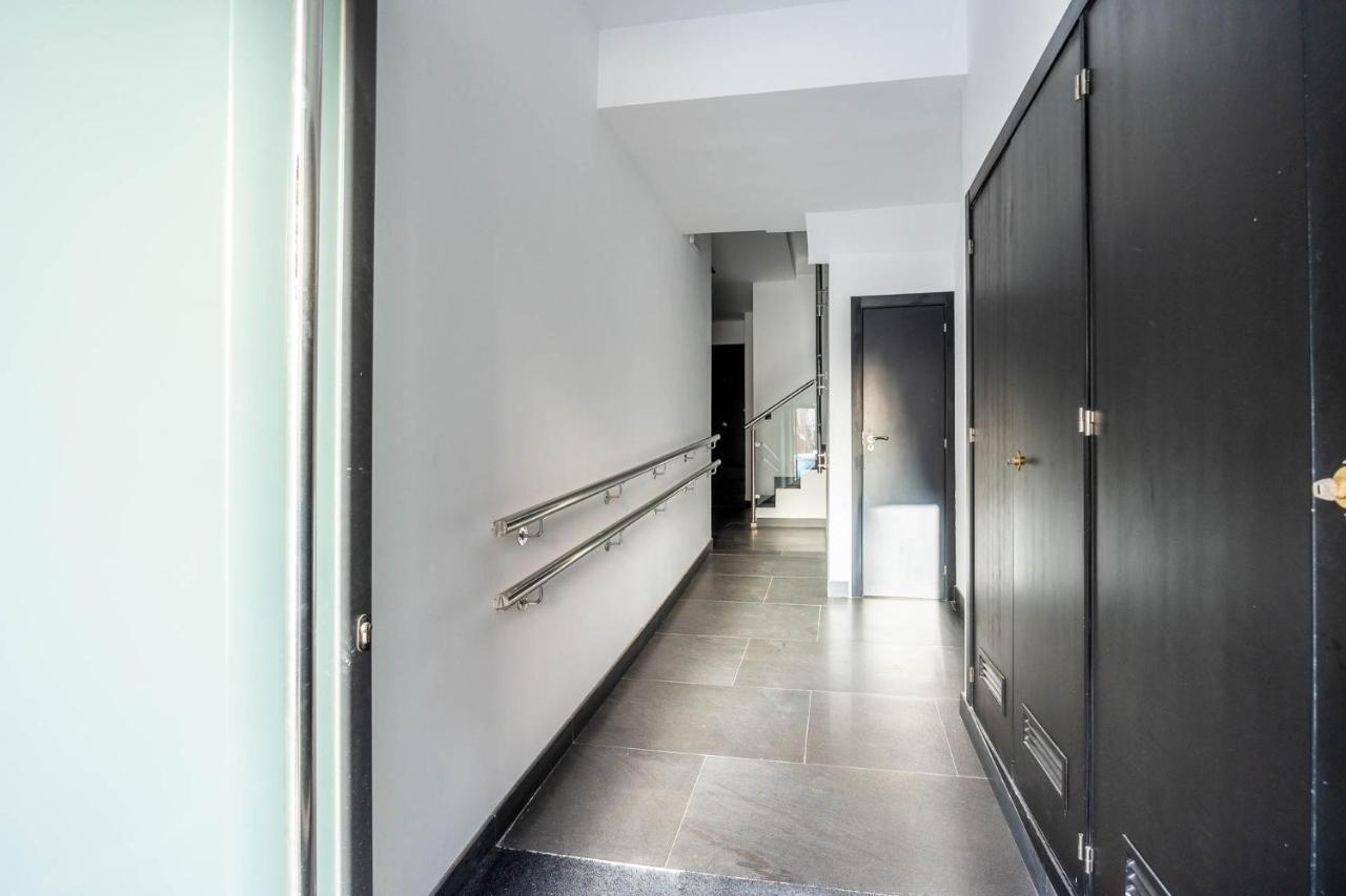 Nervion Suites 1 - Vacacional Sevilla Esterno foto