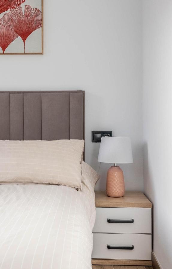 Nervion Suites 1 - Vacacional Sevilla Esterno foto